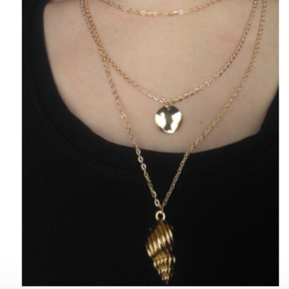 Boho Conch Seashell Gold Choker Necklace - Picture 3 of 4